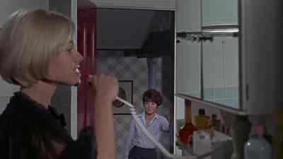 Hello?
Hello, Vicki. - The Deadly Bees