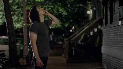 - Hello?
- Hey, you home? - Girls