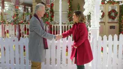 - Hello.
- Hey, I'm Victor Manning. - Once Upon a Main Street