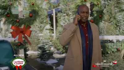 - Hello?
- Hi, Lina. - Cross Country Christmas