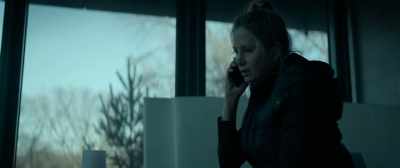 Hello? Hi, Naomi. - Look Away