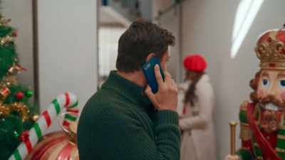 Hello. Hi, Natalie. - Christmas Keepsake