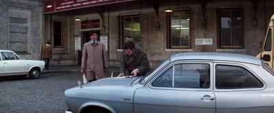       - Hello, how was he?
      - Quiet. - Villain