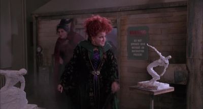 Hello. I want my book. - Hocus Pocus