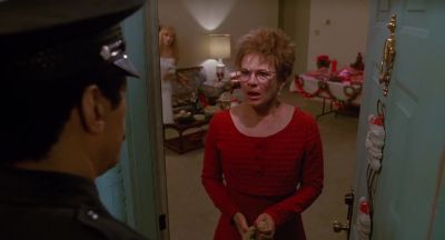 Hello. I'm here to see the man with the hands. - Edward Scissorhands