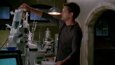 - Hello? - I'm on my way back. - Fringe