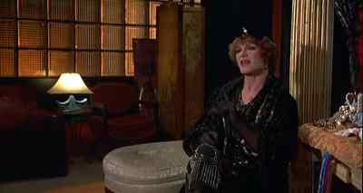 - Hello!
- I'm walking here! I'm walking here! - To Wong Foo, Thanks for Everything! Julie Newmar