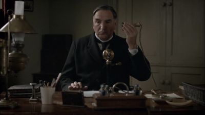 Hello, this is Downton Abbey. - Downton Abbey