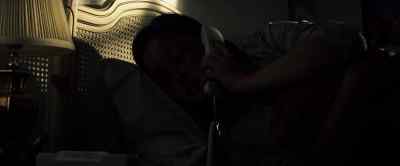 -Hello?
It's Walt. - Gran Torino