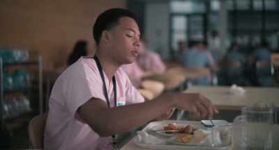 "Hello, Kadija.
Student midwife." - Sage homme