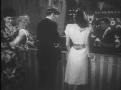 Hello, Kenny.
Hiya, Al. - Whistle Stop
