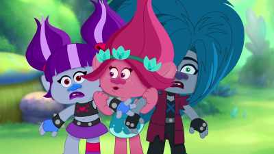 ‐ Hello, ladies.
What are we up to? - Trolls: TrollsTopia