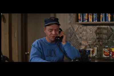 Hello, lgor? - Muscle Beach Party