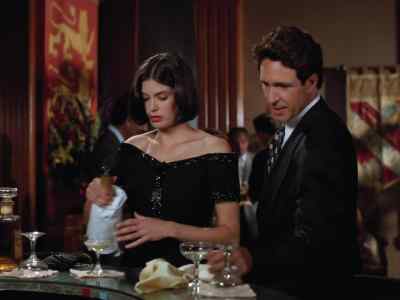 Hello, Lois. - Lois & Clark: The New Adventures of Superman