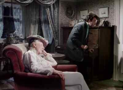 Hello, madam. We're in a tough spot. - The Ladykillers