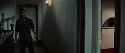Hello, may I help you? - The Way of the Dragon