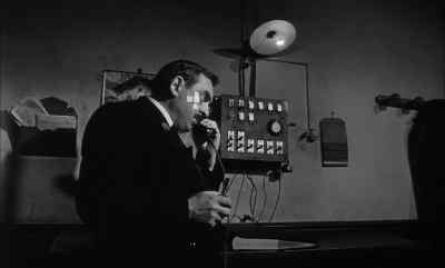 Hello, Metz? Rive-Reine. - The Train