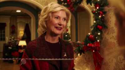 - Hello. Missis...
- Oh, no. Call me Penny. - Romance at Reindeer Lodge