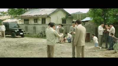 -Hello, Mr. Kwak.
-Doo-sam, let me tell you something. - The Drug King