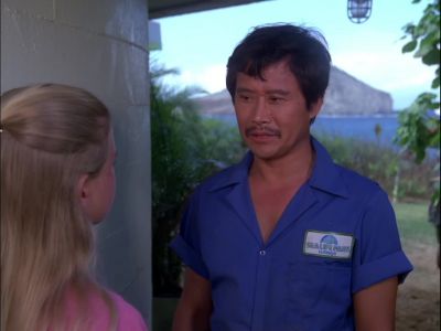 HELLO, MR. KWON.
EVERYTHING'S GOING JUST FINE. - Hawaii Five-O