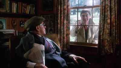 Hello, Mr. Lewis.
Can I please speak to you for a minute? - The Sunshine Boys