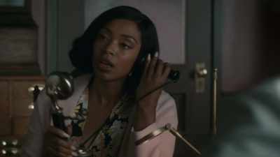 - Hello, Mrs. Whinder, I'm-- - Frankie Drake Mysteries