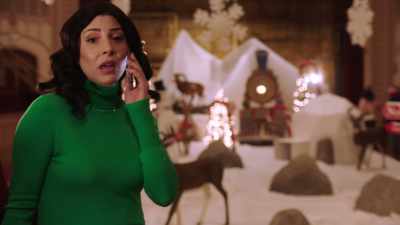 Hello? Neve speaking. - Royally Yours, This Christmas