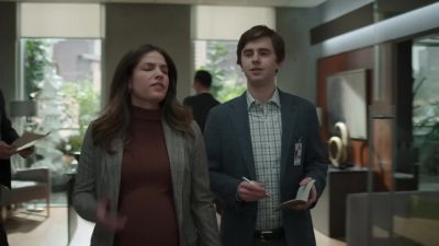 - Hello.
- Oh. - The Good Doctor