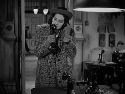 Hello, Post, get me Walter Burns quick.
It's Hildy Johnson. - His Girl Friday