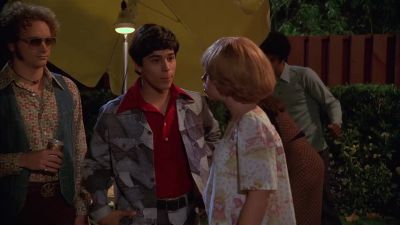 HELLO PRETTY LADY - That '70s Show