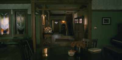 Hello, Rexy! Good dog. - Hereditary