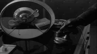 Hello, Roslyn? - The Unsuspected