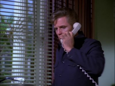 HELLO? - Hawaii Five-O