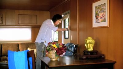 Hello? - Hawaii Five-0