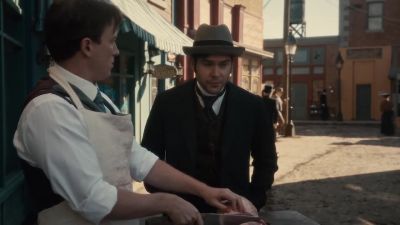 Hello. - Murdoch Mysteries