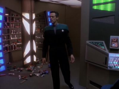 Hello? - Star Trek: Deep Space Nine