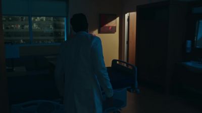 Hello? - The Resident