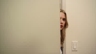 Hello? Can I help you? No. No, I was just, um, looking for a place to toss medical waste. Must be a - Pretty Little Liars