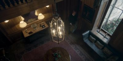Hello? - The Crown
