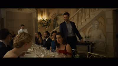 Hello. They put me next to you. Oh, lucky me. Hello. Claude Becker. Daphne Kluger. - Ocean's Eight