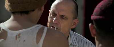 - Hello, sir.
- Do you speak French? - The Deep Dark