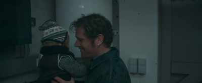 Hello, son. Hello, Daddy's little
boy. - Belgica