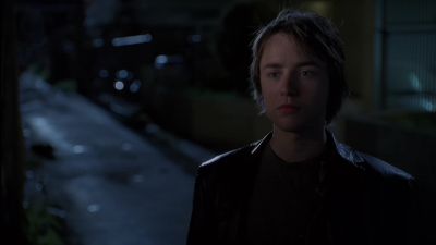 - HELLO, SON.
            - HI, DAD. - Angel