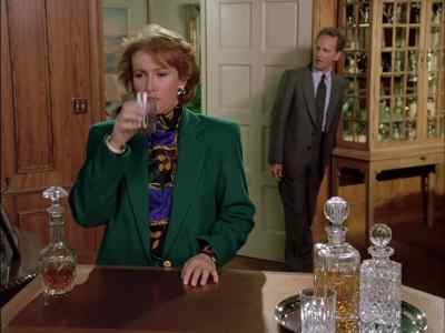 Hello, Tom. Hi. - Murder, She Wrote