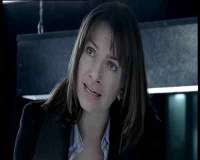 Hello.
Tony, it's me. - Wire in the Blood