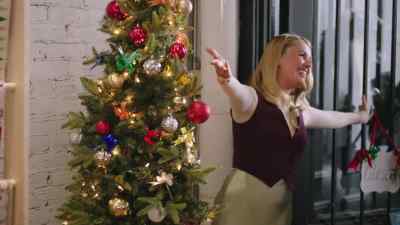 Hello, welcome. Oh!
It's so nice to see you again. - Unwrapping Christmas: Tina's Miracle