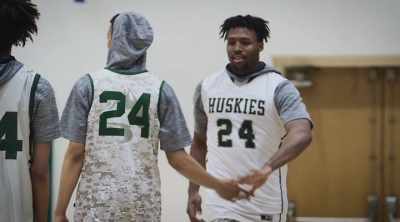 Hello and welcome. - Last Chance U: Basketball