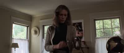 - Hello? - Why'd you hang up on me? - Annie? - Halloween