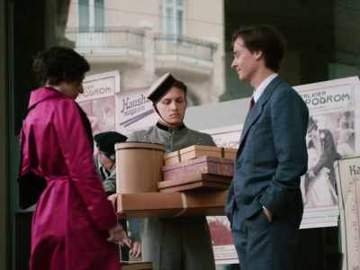 Help carry these parcels.
You've had the tip. - Fabian: Going to the Dogs