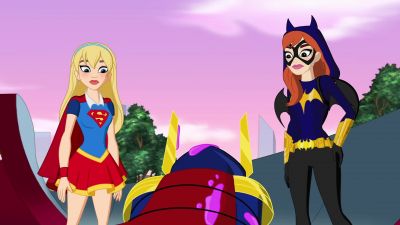 Help Granny Speed Queen Artemiz - DC Super Hero Girls: Super Hero High